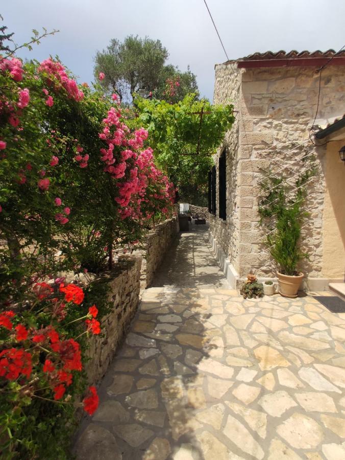 Rania'S Cottage Lákka 外观 照片