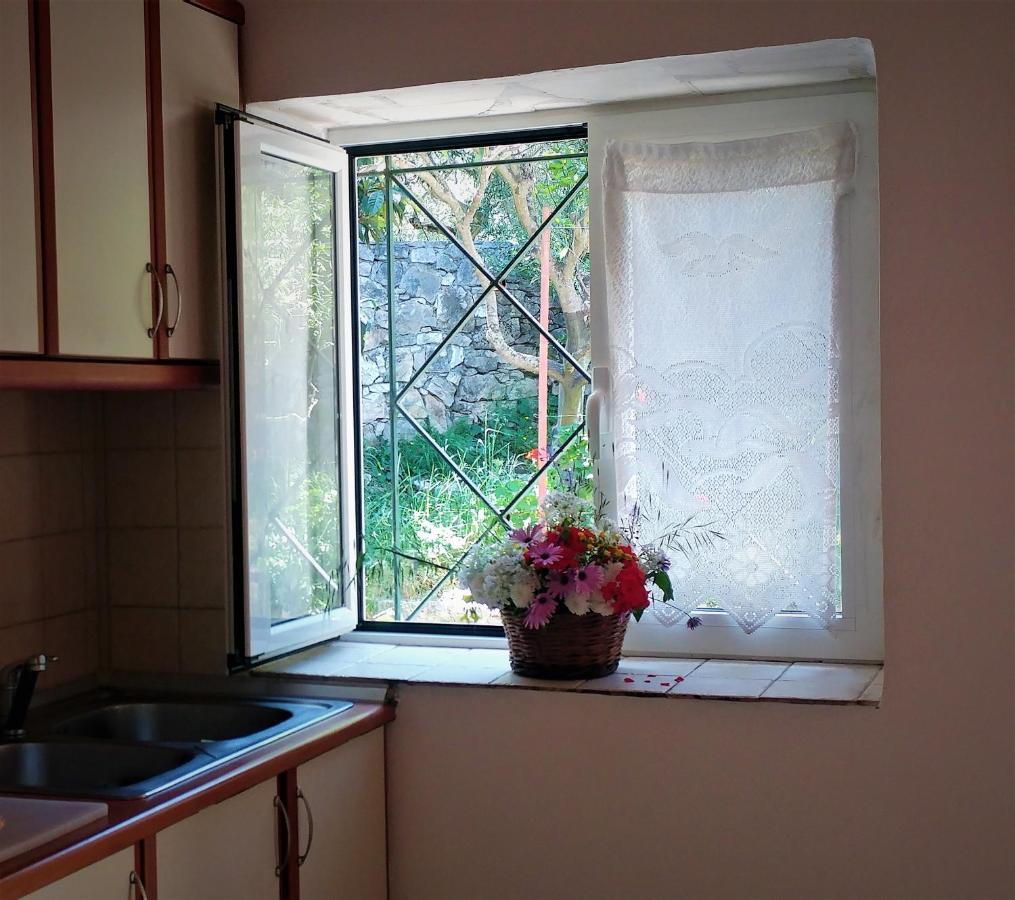 Rania'S Cottage Lákka 外观 照片